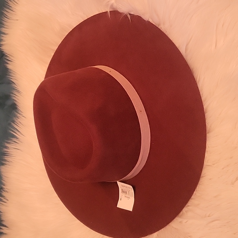 NWT! Charlie One Horse Burgundy Women's Hat. Reasonable Offers ACCEPTED!